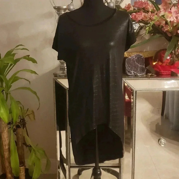 NORTHLAND faux leather front tunic size M-L - Picture 1 of 6